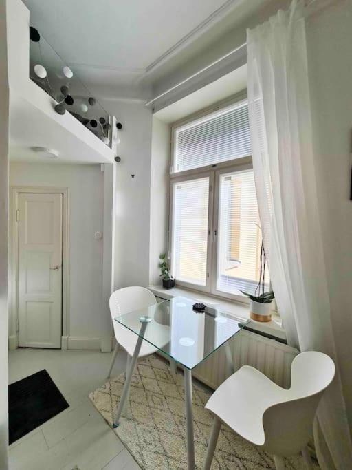 Stylish Studio In Downtown Хельсинки Экстерьер фото